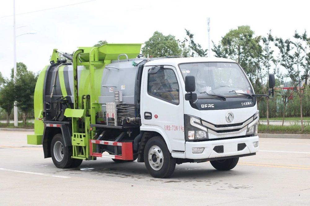 【4.5立方】東風多利卡D6餐廚垃圾車